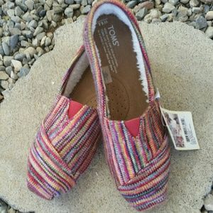 NWT Toms Classic Woven Fleece-Lined Sneakers